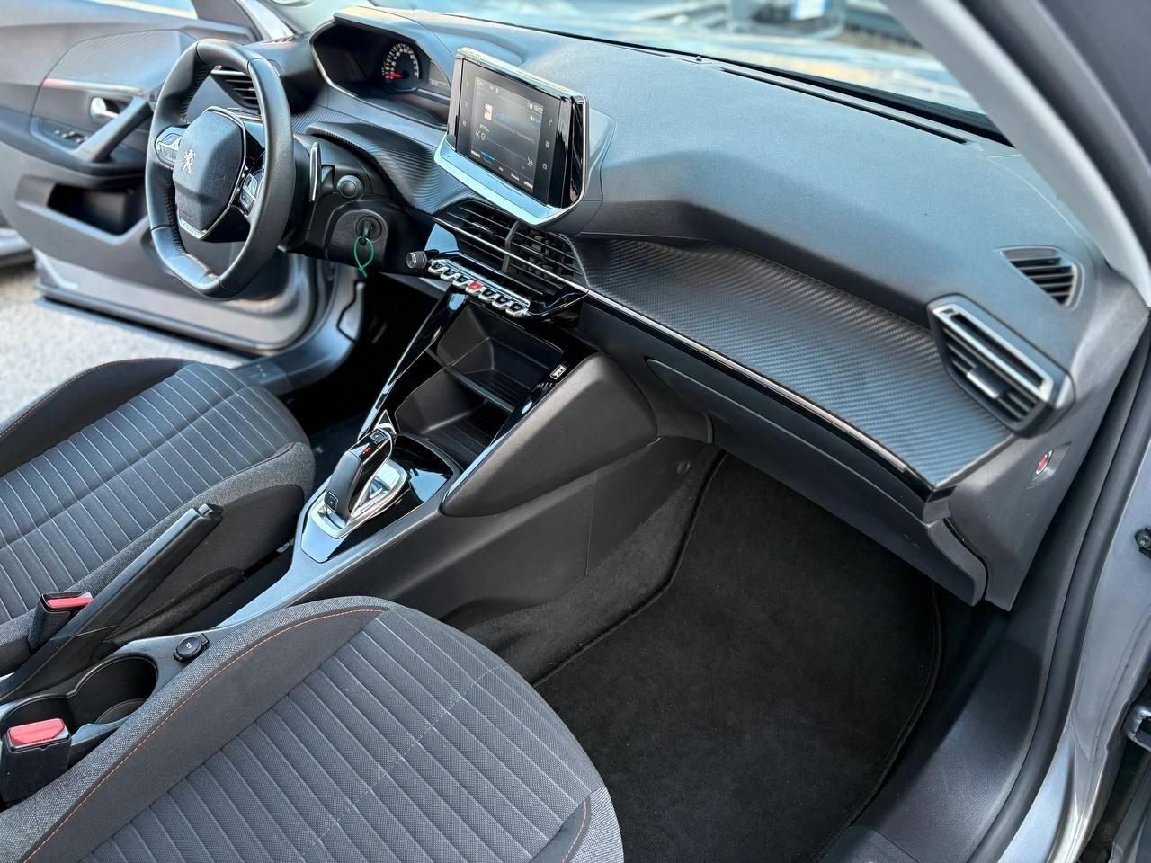 Peugeot 2008 PureTech 130 S&S GT