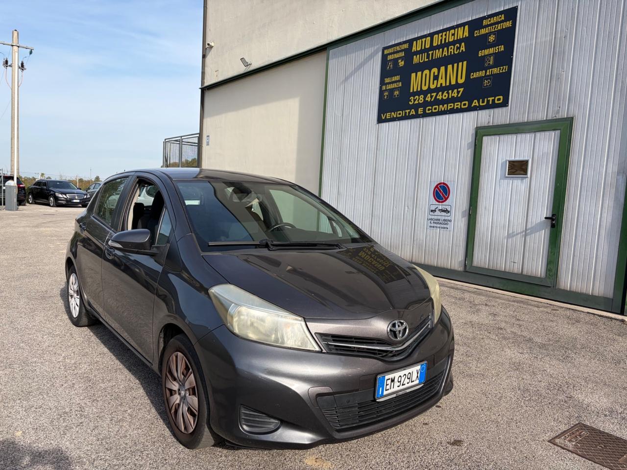 Toyota Yaris 1.0 5 porte