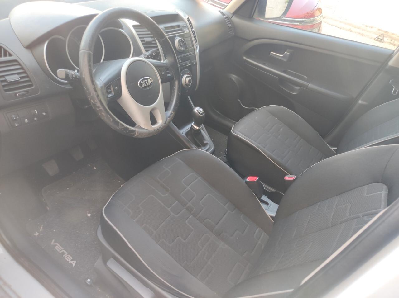 Kia Venga 1.4 GPL Cool