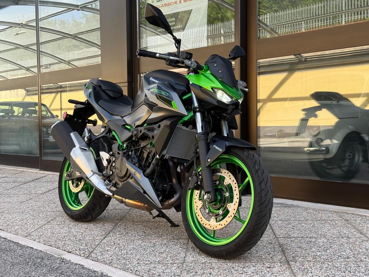 Kawasaki Z 500 SE ABS SOLO 400 KM!!!