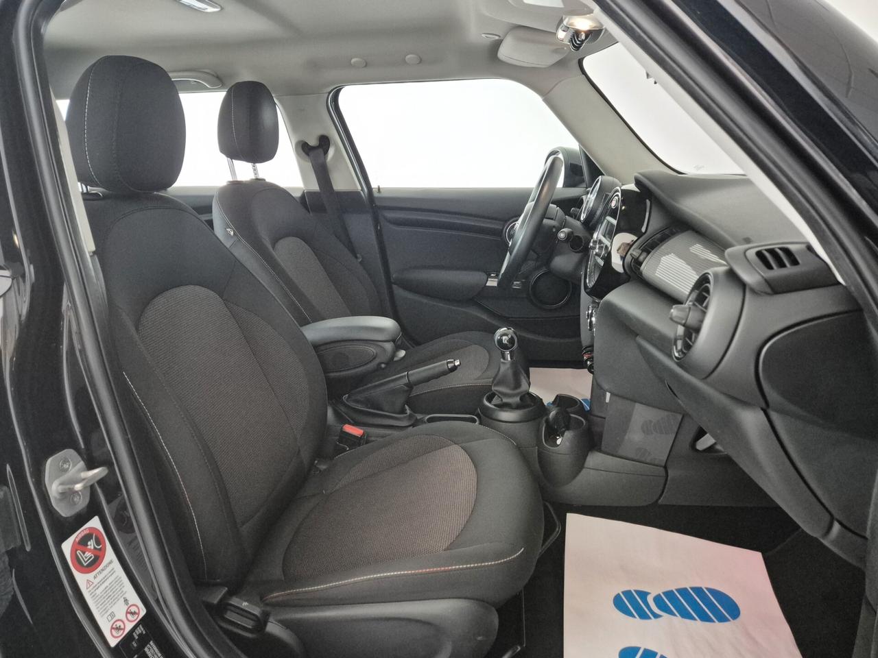 Mini 1.5 Cooper D Business XL 5 porte