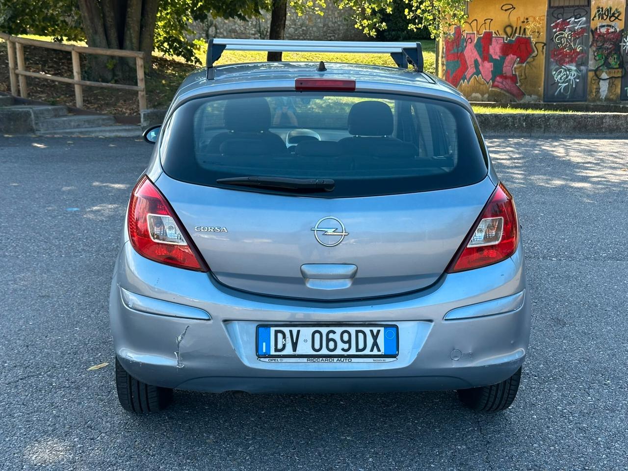 Opel Corsa 1.2 5 porte Enjoy