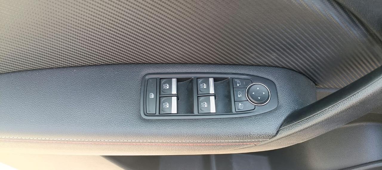 Renault Captur Full Hybrid E-Tech 145 CV RS Line