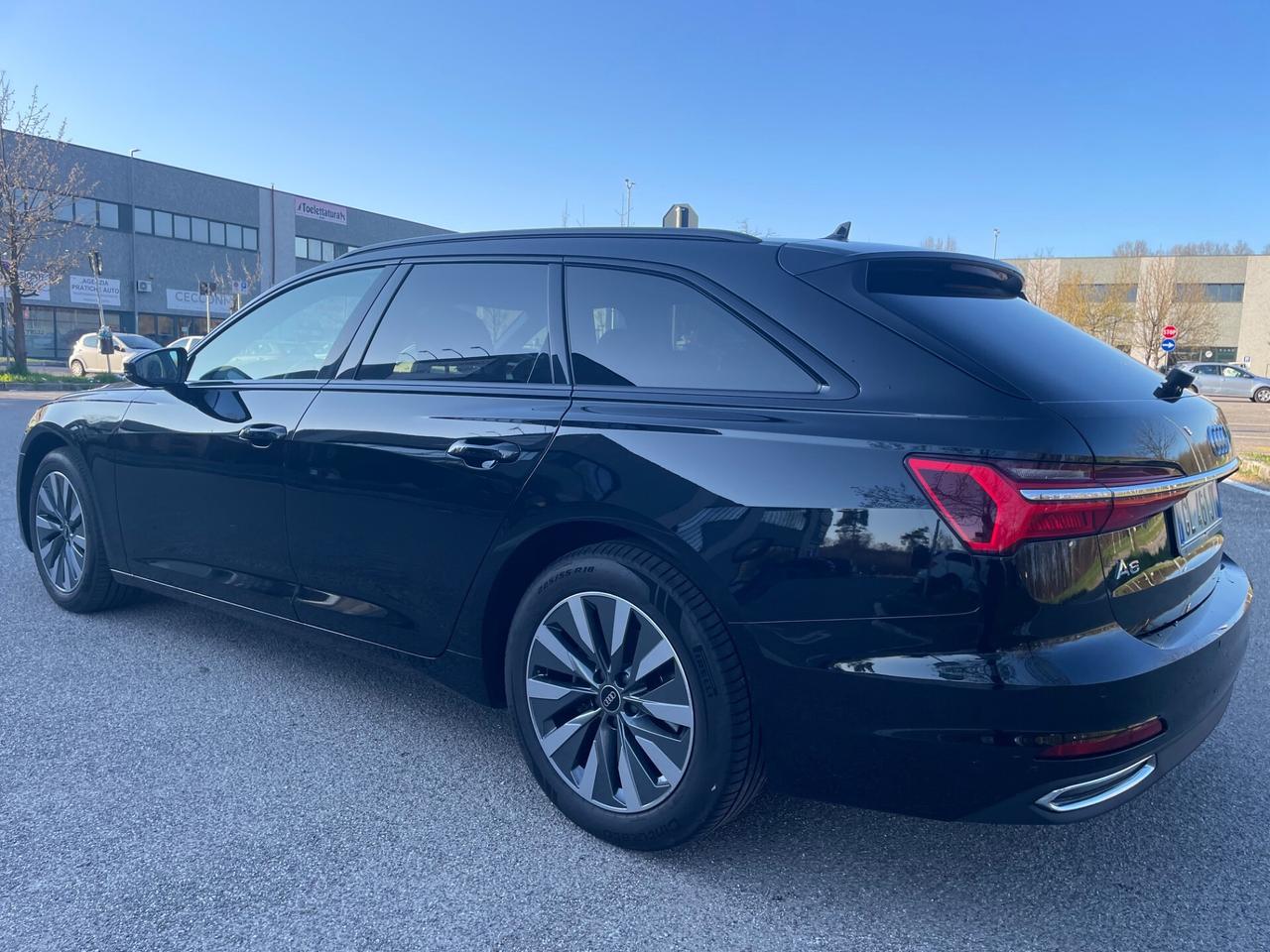 Audi A6 Avant 40 2.0 TD Business*Automatik*Navi*Cerchi*