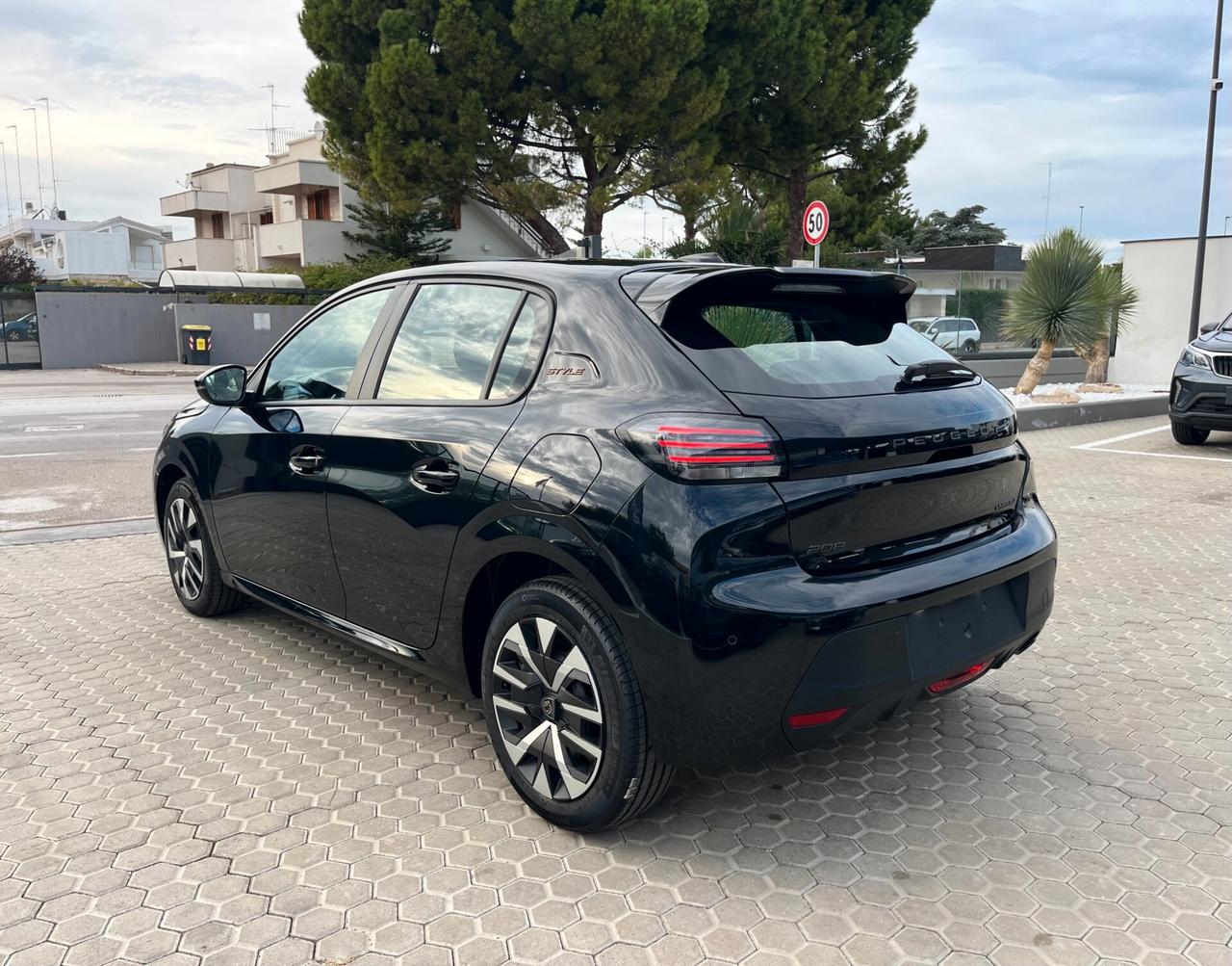 Peugeot 208 Hybrid 110 e-DCS6 Style Automatic Km0