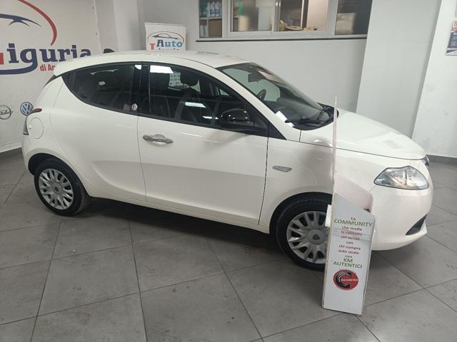 LANCIA Ypsilon 1.2 69 CV 5 porte GPL Ecochic Silver