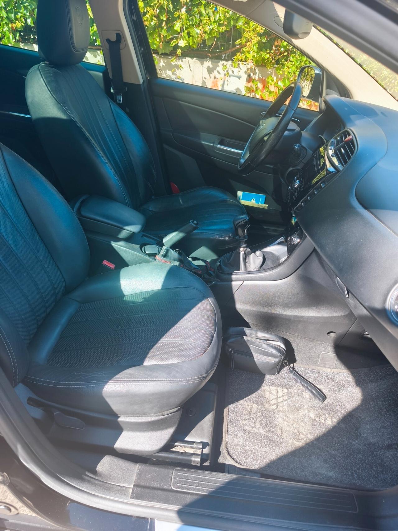 Lancia Delta 1.6 MJT-120CV TETTO FULL 2014
