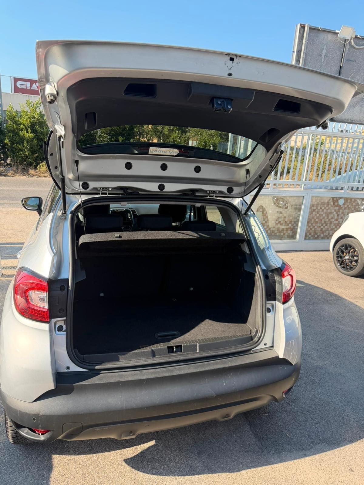 Renault Captur 1.5 dCi 890 CV AUTOMATICA