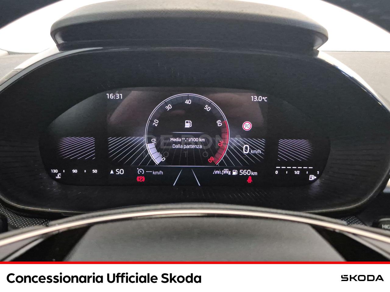 Skoda Fabia 1.0 tsi young edition 95cv