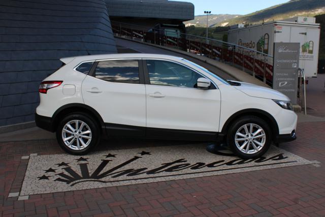 NISSAN Qashqai 1.6 dCi 4WD Acenta PDC