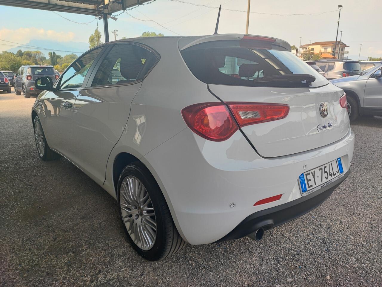 Alfa Romeo Giulietta 1.6 JTDm-2 105 CV Exclusive