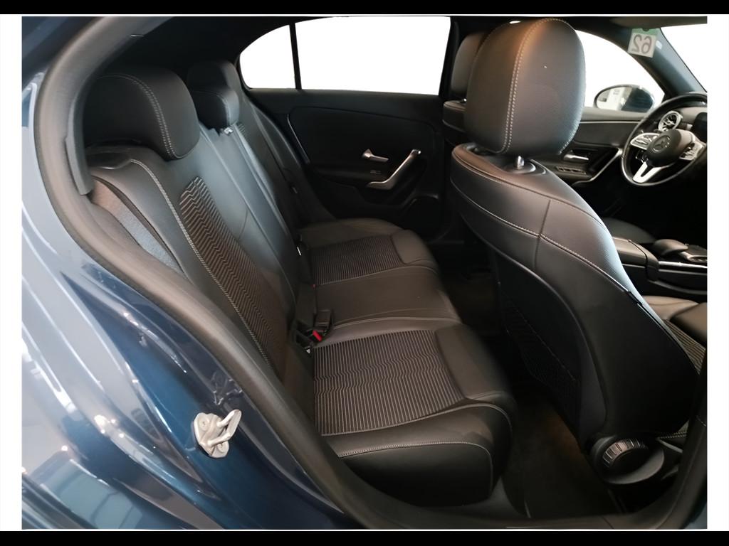 Mercedes-Benz Classe A - W177 2018 - A 180 d Sport auto