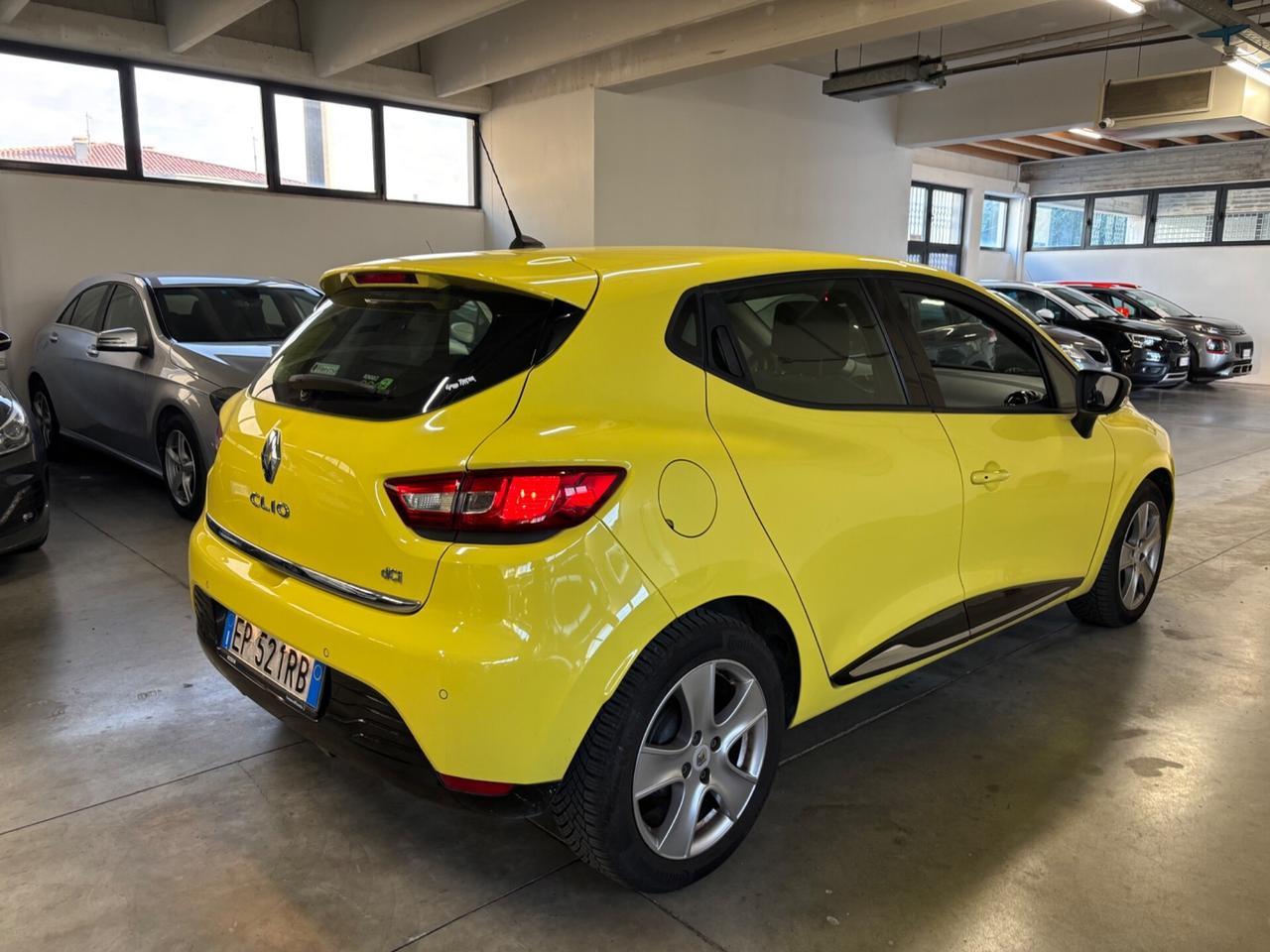 Renault Clio 1.5 dCi 8V 90CV