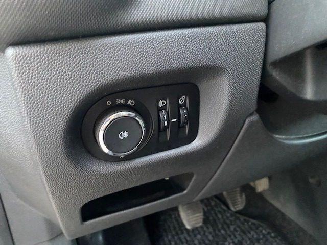 OPEL Corsa 1.2 3 porte "UNICO PROPRIETARIO"