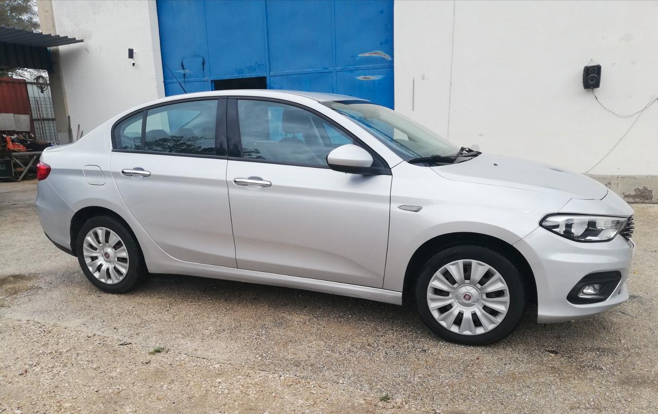 Fiat Tipo 1.6 Mjt 4 porte Lounge