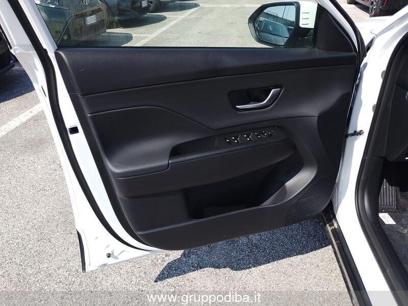 Hyundai Kona 1.0 MPI & 1.0 T-GDI T-GDI Petrol 6-speed M/T ICE MY25 1.0T 48V MT XLINEPLUS