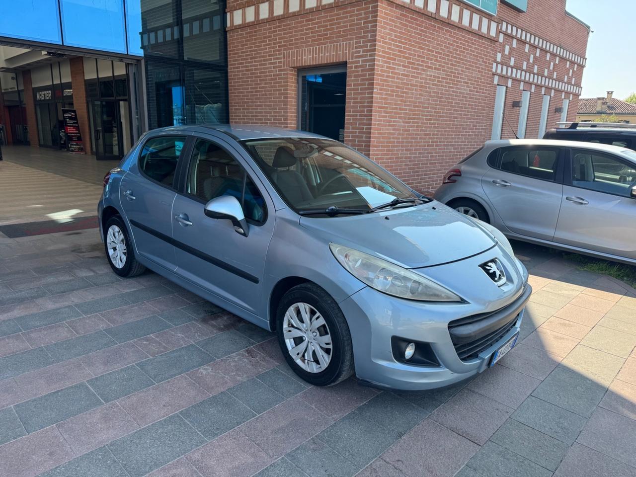 Peugeot 207 1.4 8V 75CV 5p. Energie Sport ECO GPL