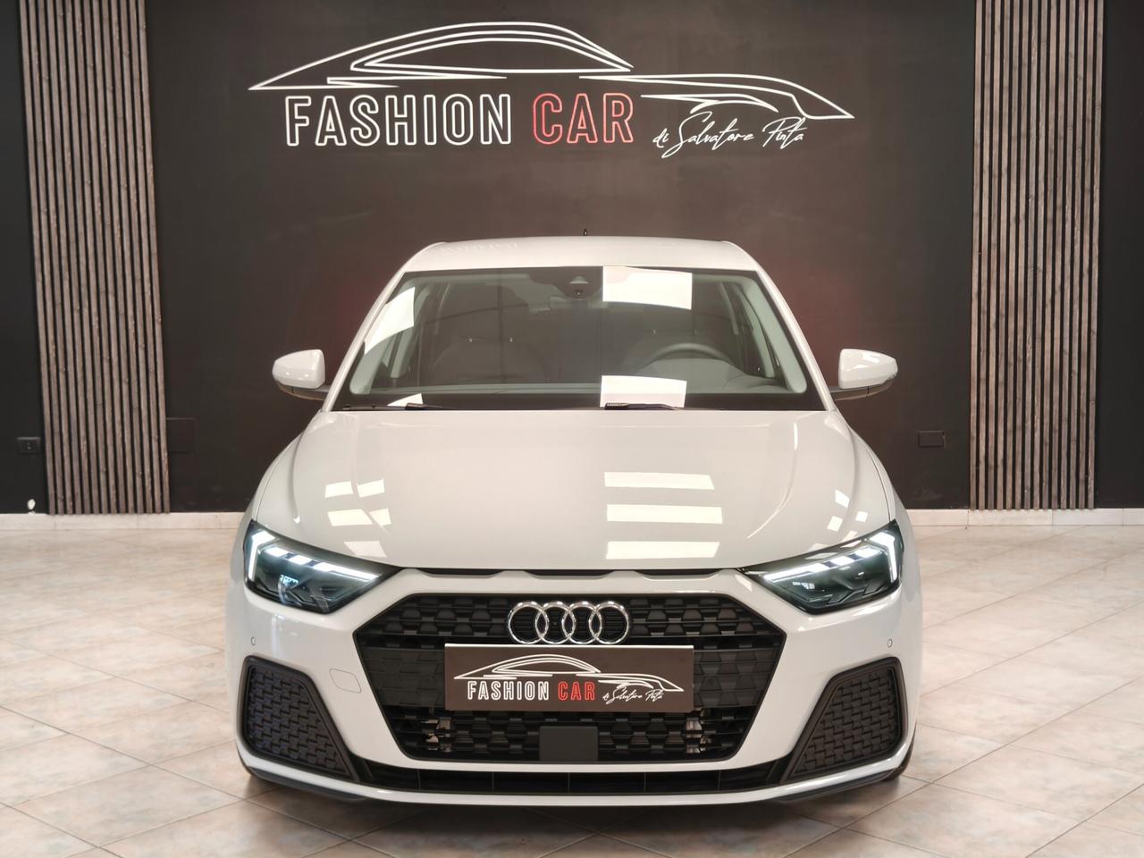 Audi A1 SPB 30 TFSI Identity Black