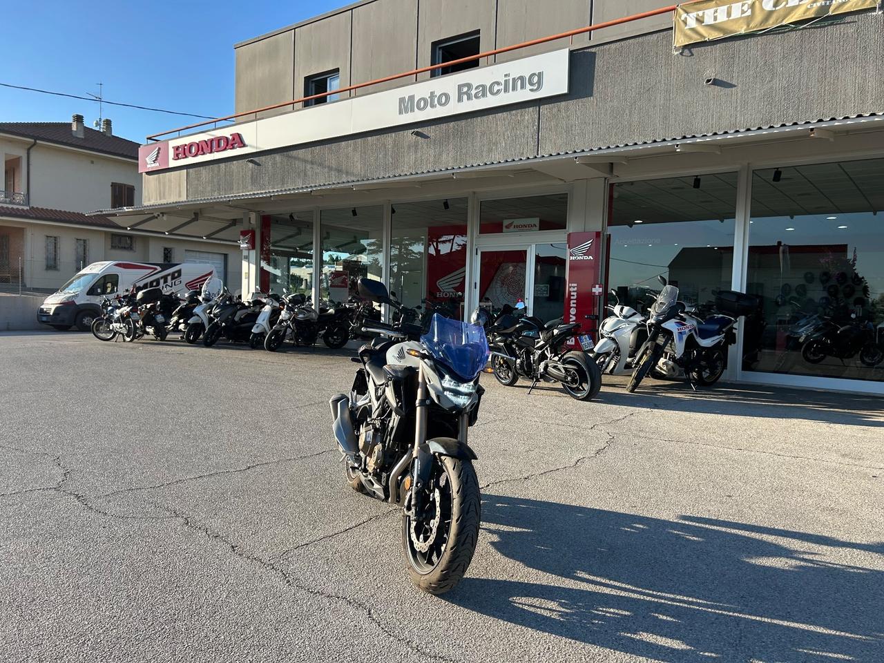 Honda CB 500 f