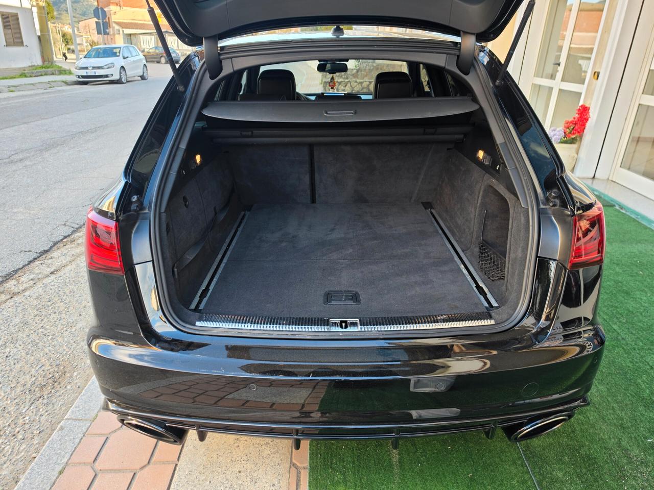 Audi A6 3.0 TDI quattro S tronic Business Plus