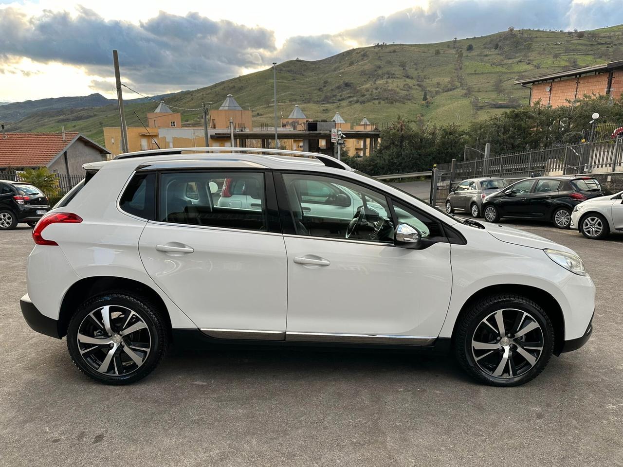 Peugeot 2008 BlueHDi 100 Allure