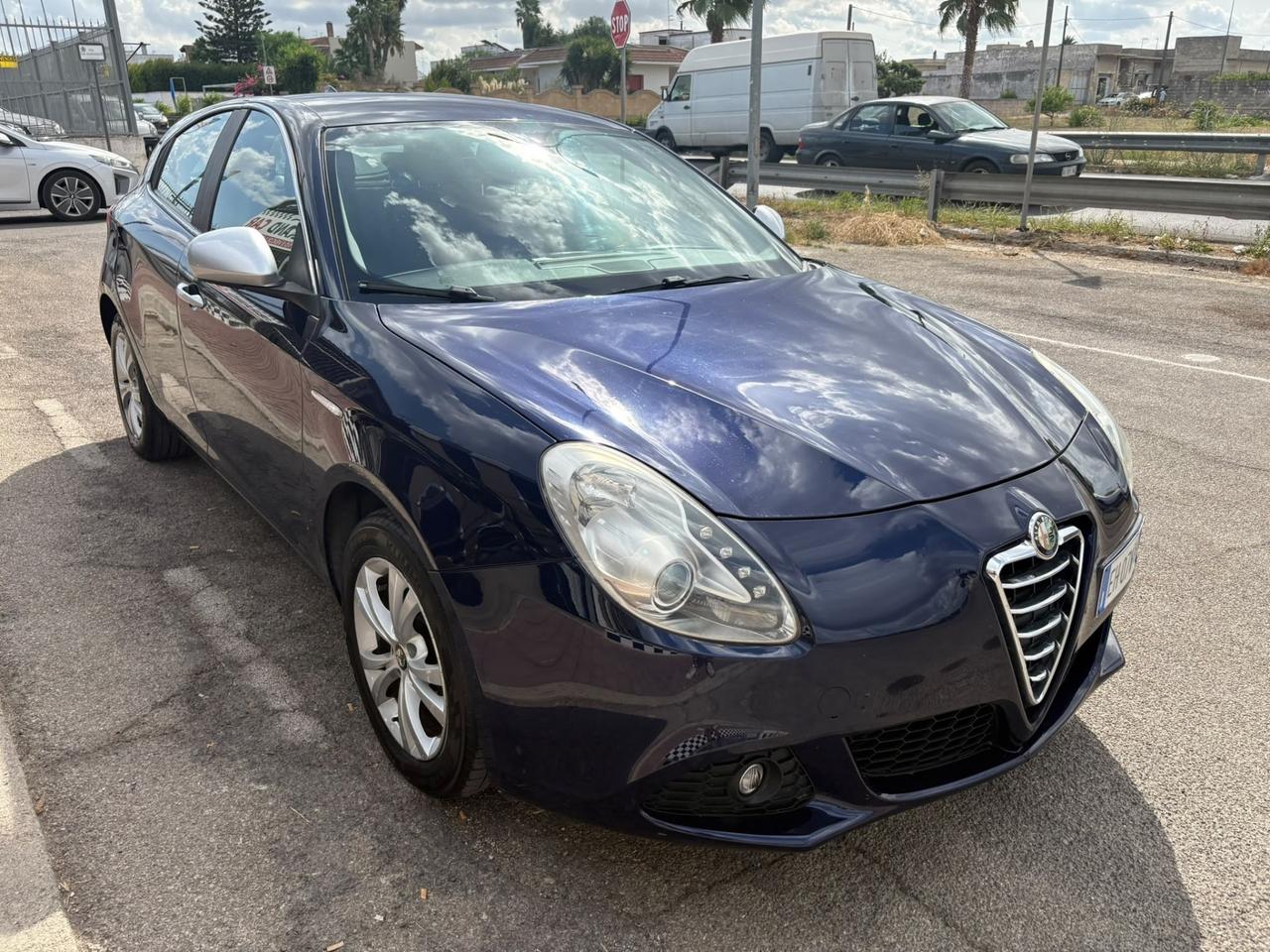 Alfa Romeo Giulietta 2.0 JTDm Distinctive 2011