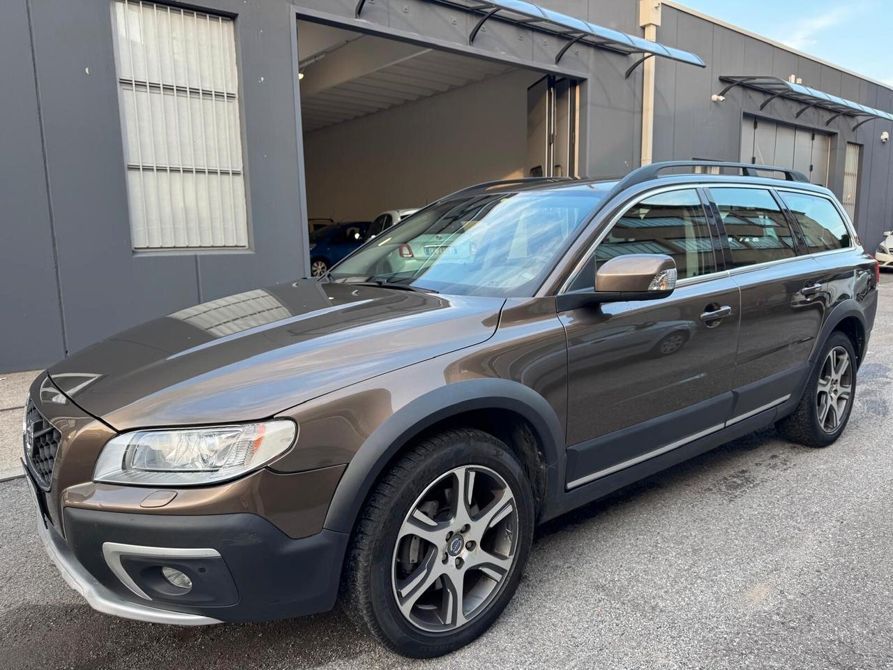 Volvo XC 70 D4 AWD Geartronic Momentum*EURO5B*FULL