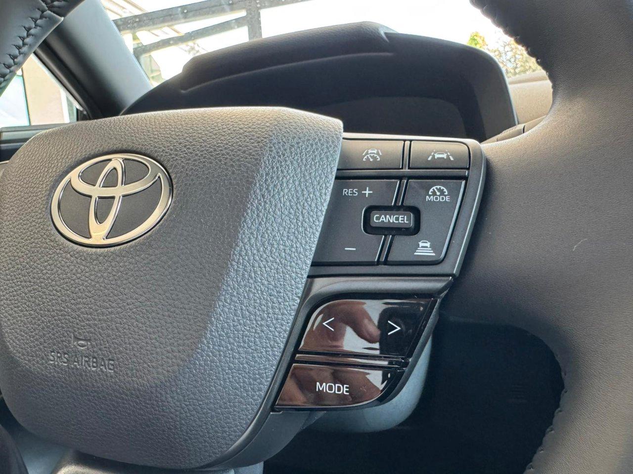 Toyota C-HR 1.8 hev Active fwd e-cvt