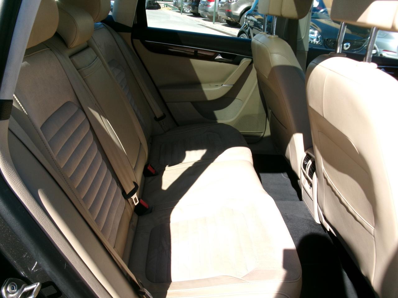 Volkswagen Passat Variant 2.0 TDI 140CV HIGHLINE CAMBIO DSG/TETTO APRIBILE/PELLE