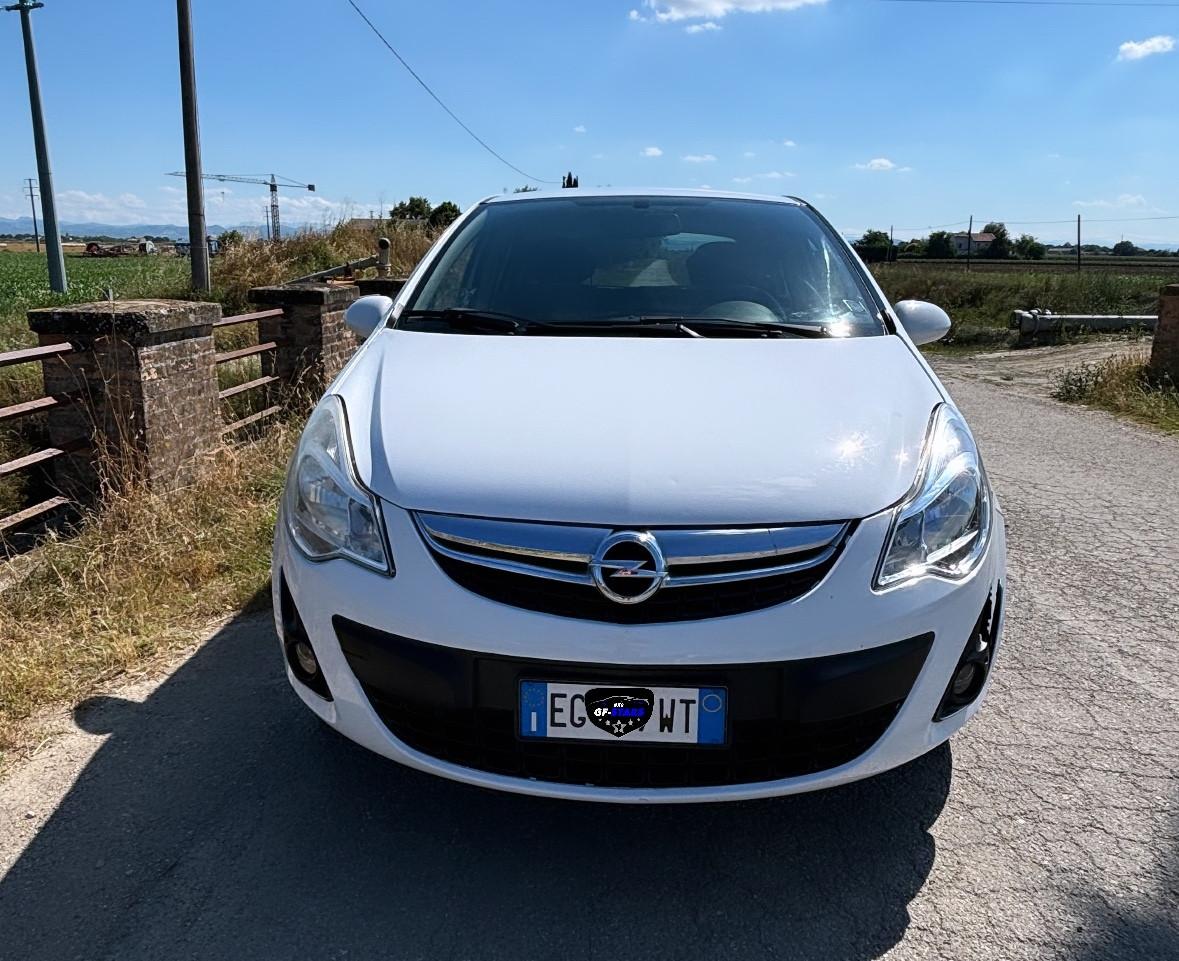 Opel Corsa 1.2 85CV 5 porte GPL-TECH Club