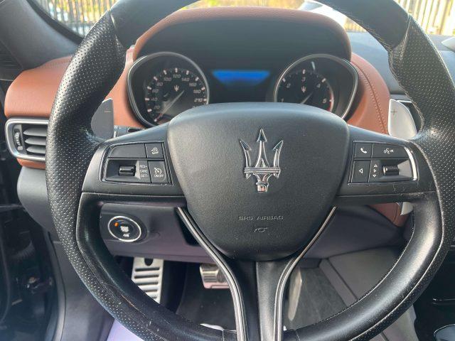 MASERATI Levante Levante 3.0 V6 250cv auto