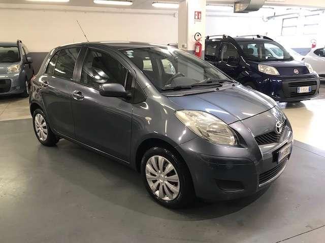 Toyota Yaris Yaris 5p 1.0 BENZINA / BEN.TENUTA