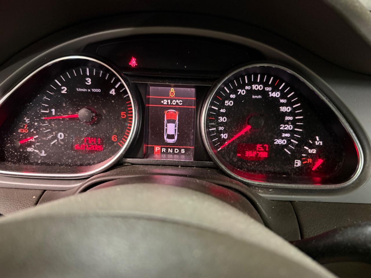 Audi Q7 3.0 V6 TDI 233CV quattro tiptronic
