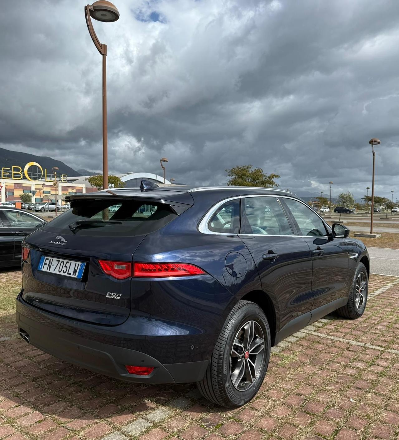 Jaguar F-Pace 2.0 D 180 CV AWD Pure