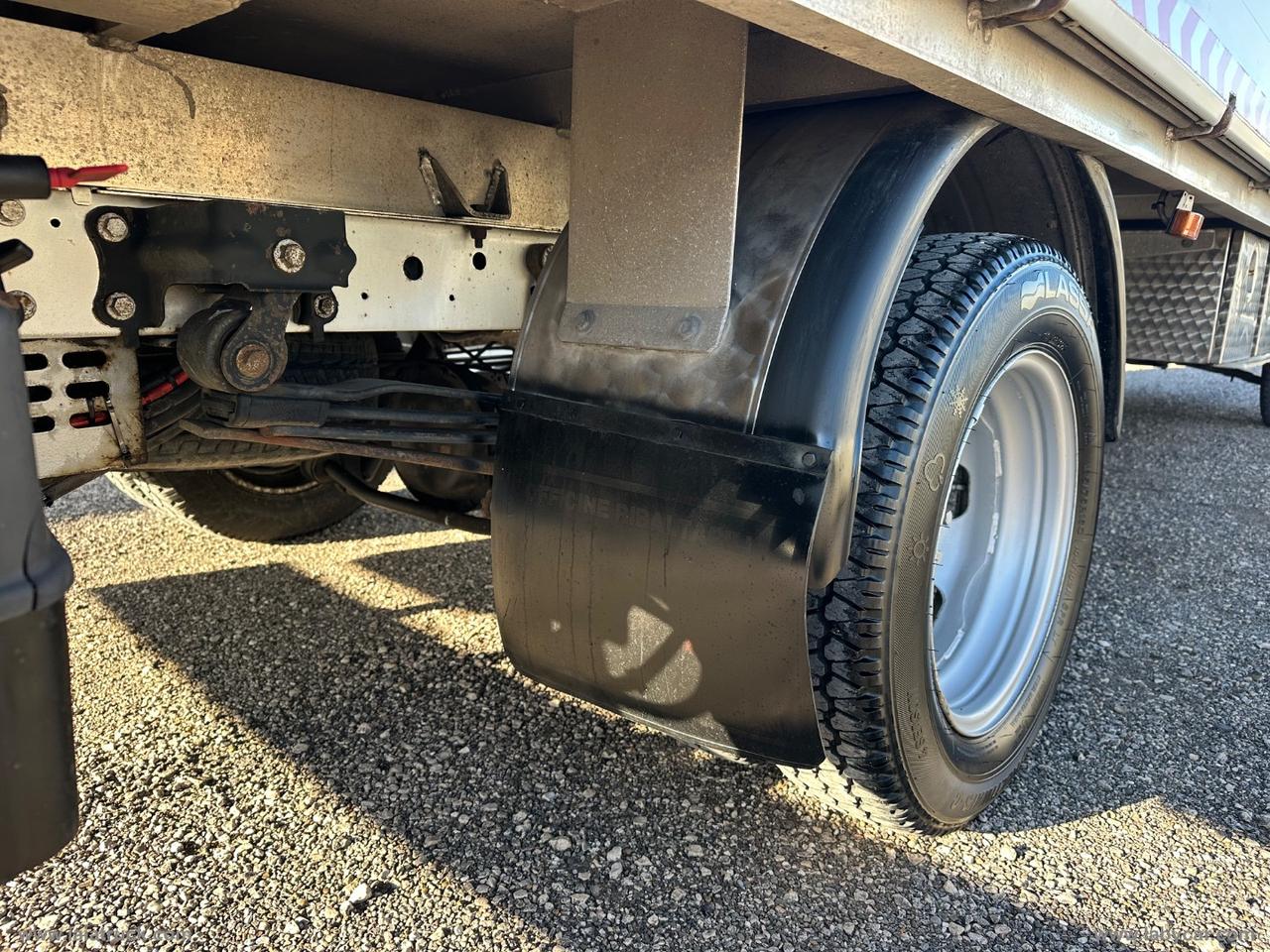 Transit 330 2.4 TD/90 TELONATO + SPONDA IDRAULICA