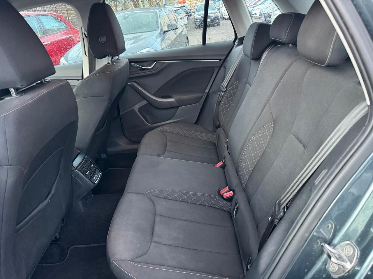 Skoda Kamiq 1.6 TDI SCR DSG Dark Shade IVA DEDUCIBILE