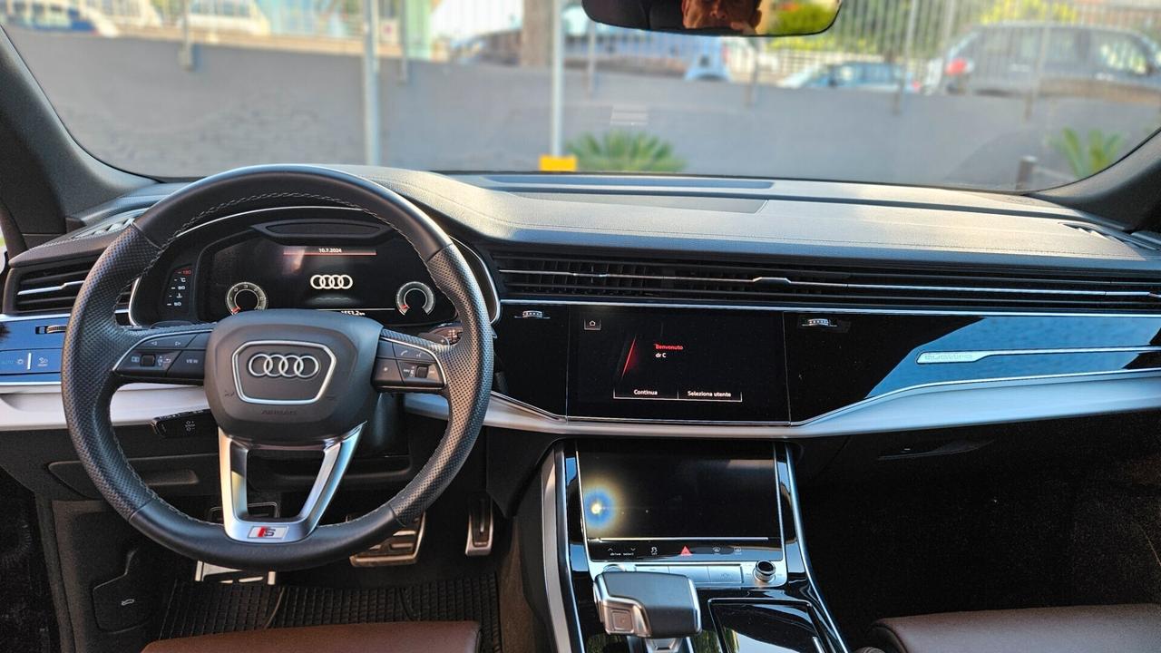 Audi Q8 50 TDI 286 CV quattro tiptronic Sport