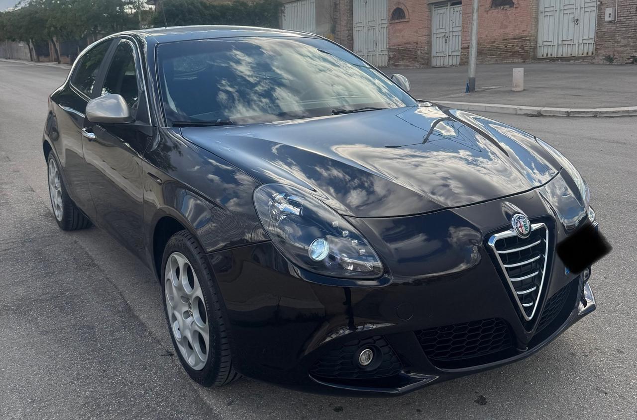 Alfa Romeo Giulietta 1.6 JTDm-2 105 CV Distinctive