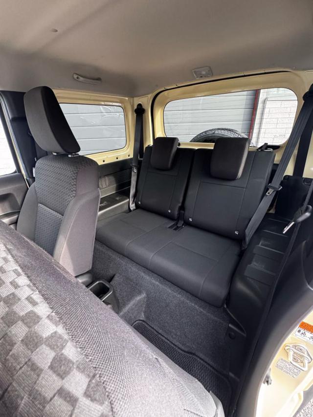 SUZUKI Jimny 1.5 5MT Top ALLGRIP 4 Posti
