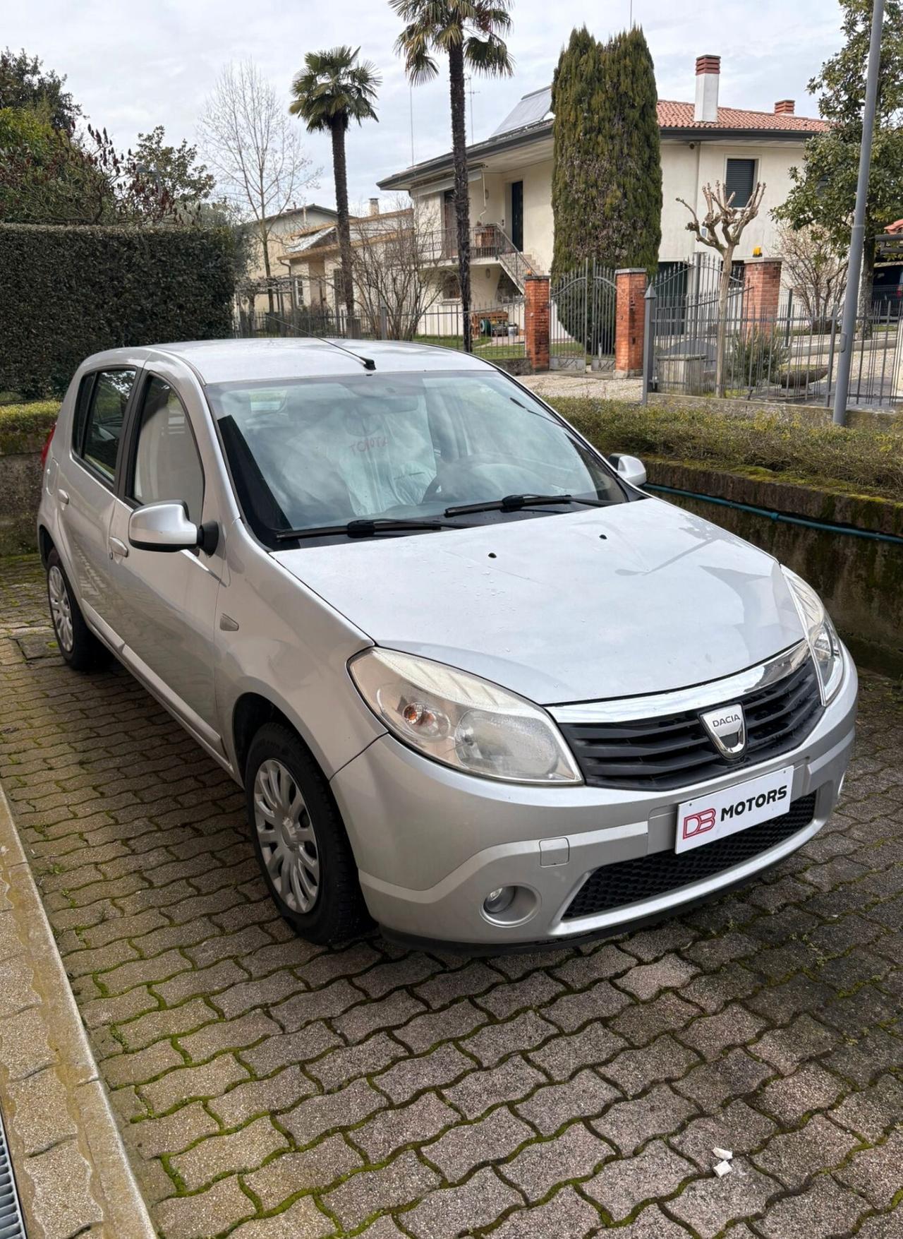 Dacia Sandero 1.4 8V GPL Lauréate