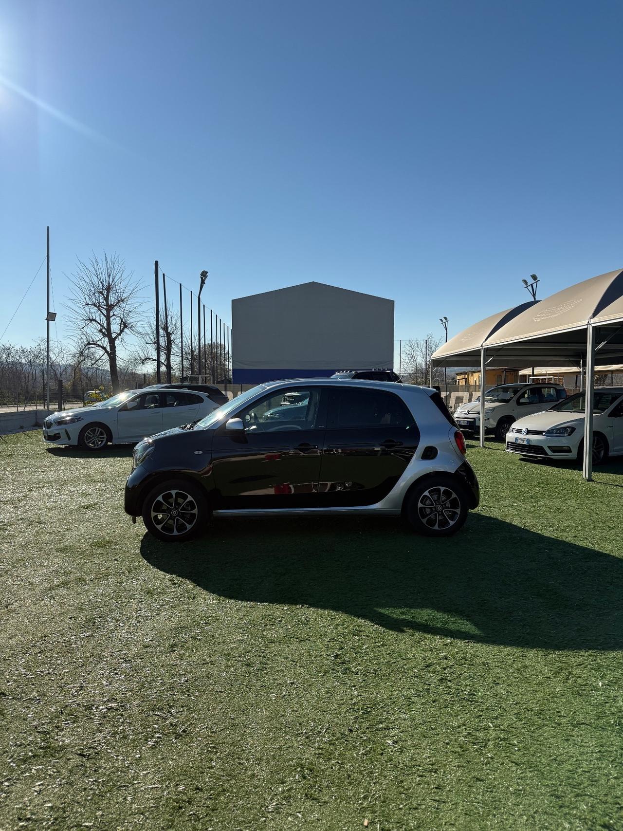 Smart ForFour 70cv 1.0 Passion AUTOMATICA DOPPIO TETTO PANORAMICO