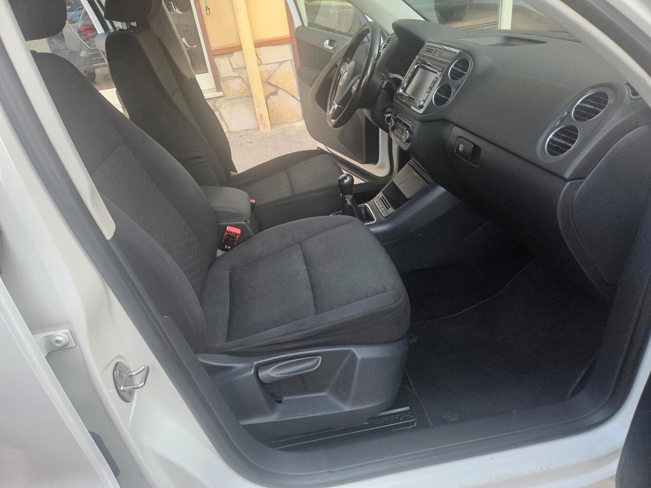 VW TIGUAN 2.0 TDI ANNO 2012 PARK ASSIST KMCERT