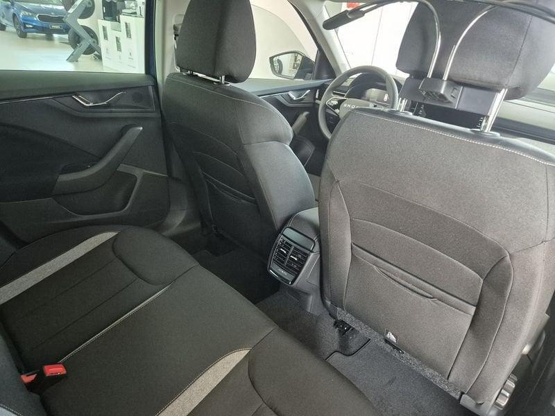Škoda Kamiq 1.0 TSI Black Dots 115CV+Telecamera+NUOVA DA IMMATRICOLARE