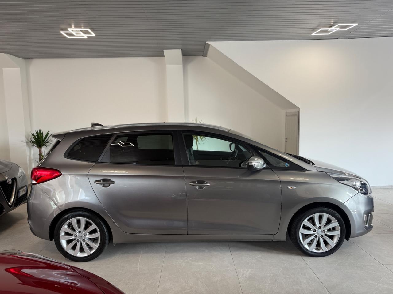 Kia Carens 1.7 CRDi 115 CV Business Class