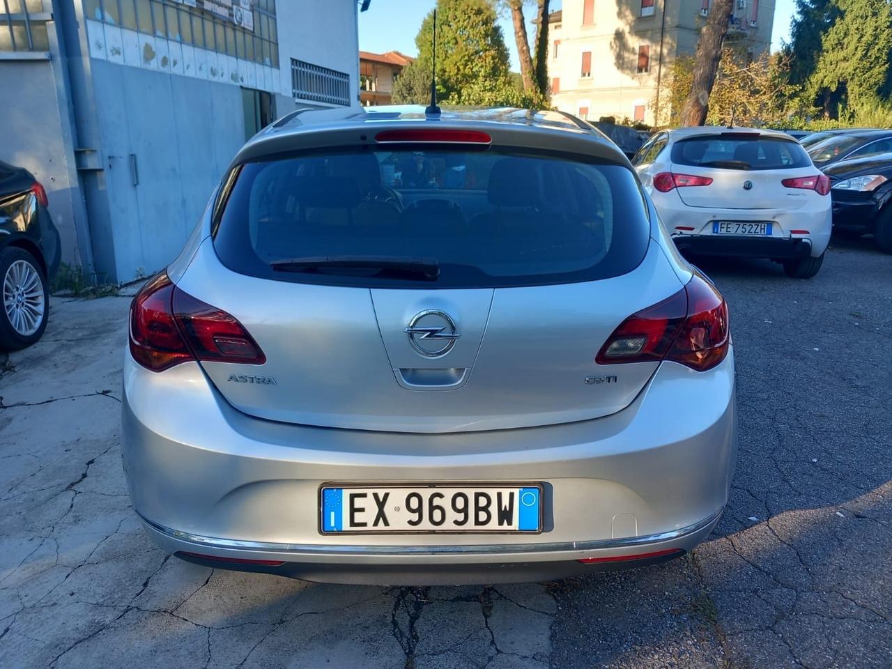 Opel Astra 1.6 CDTI 136CV EcoFLEX S&S 5 porte Cosmo Fleet