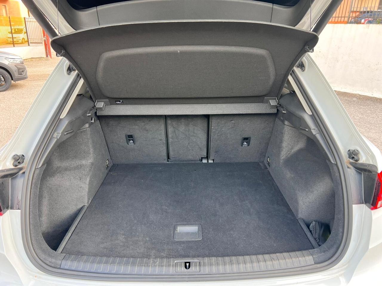 Audi Q3 35 TDI quattro S tronic Business Sport