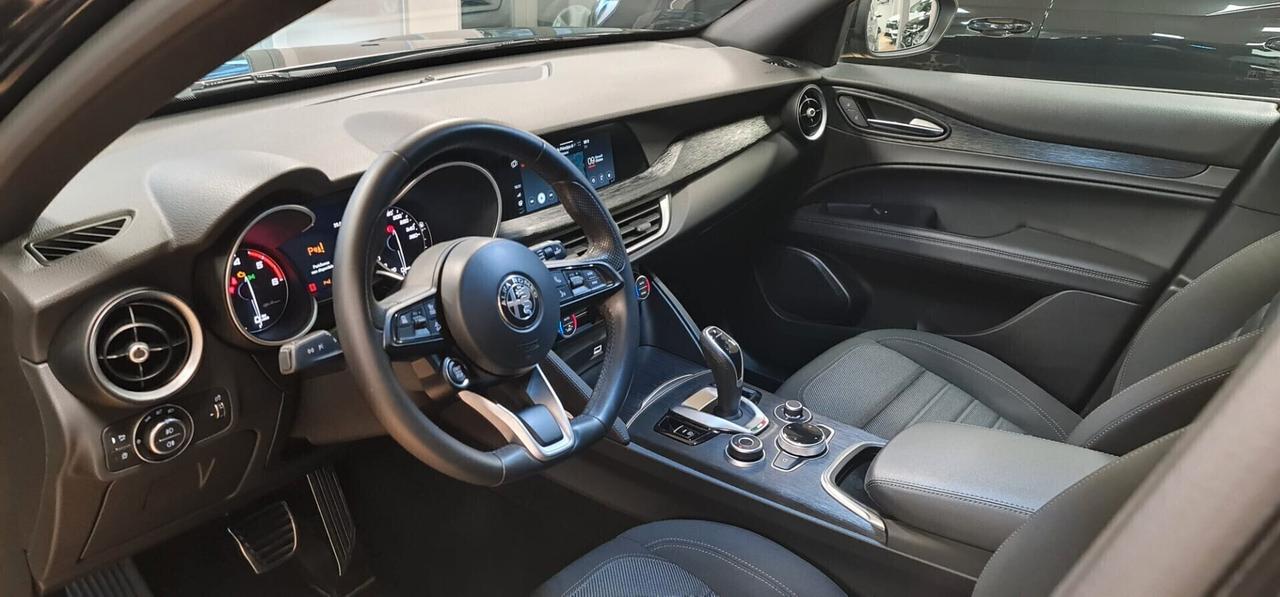 Alfa Romeo Stelvio 2.2 Turbodiesel 160 CV AT8 RWD Business