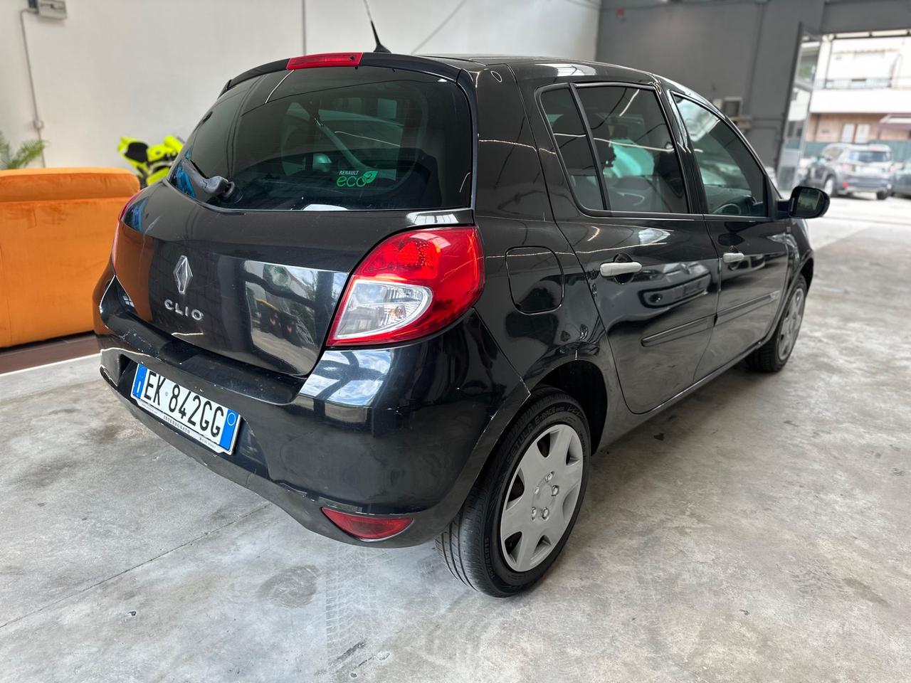 Renault Clio 1.2 16V 5 porte Dynamique