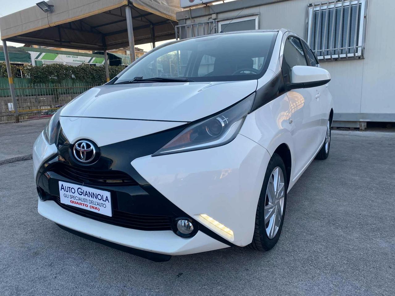 Toyota Aygo 1.0 VVT-i 69 CV 5 p. x-wave Come Nuova