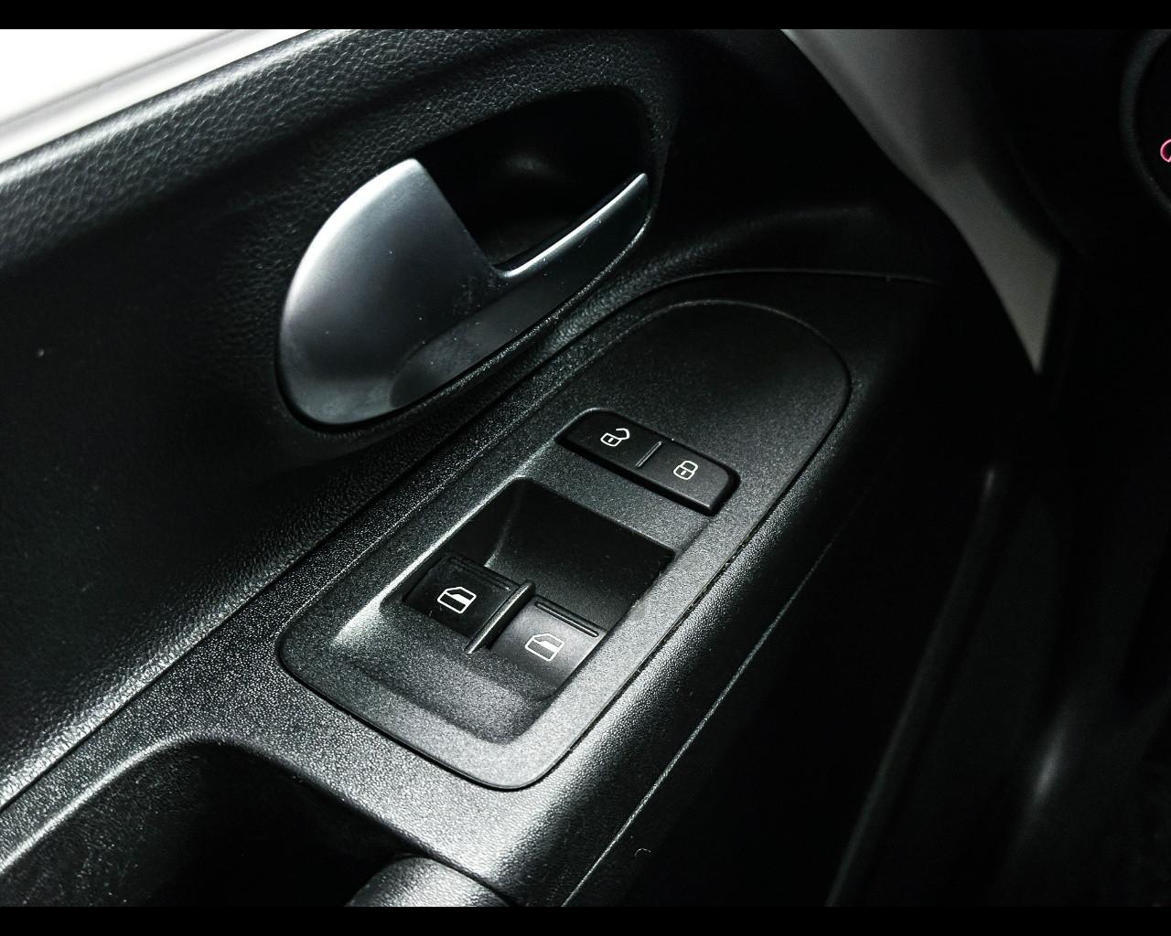 VOLKSWAGEN up! - 1.0 3p. EVO move up! BlueMotion Technology